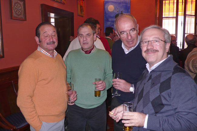 Descripci�n: C:\Users\AULA2\Desktop\antalumnos\imagenes\Victoria_2009_6.jpg