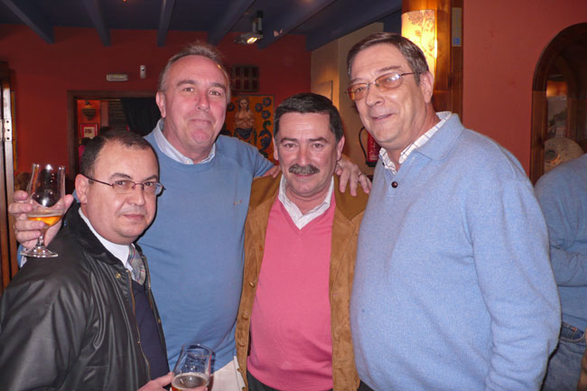 Descripci�n: C:\Users\AULA2\Desktop\antalumnos\imagenes\Victoria_2009_8.jpg