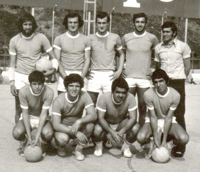 Descripci�n: C:\Users\AULA2\Desktop\antalumnos\voleibol\Imagenes\2-Div-Chapina-1972-73.jpg