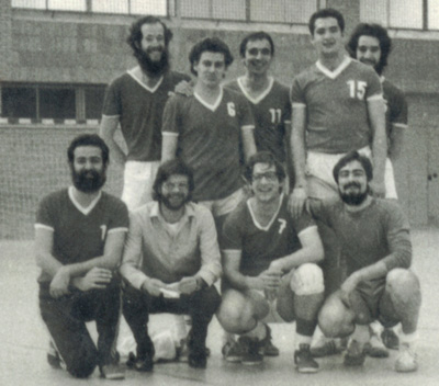 Descripci�n: C:\Users\AULA2\Desktop\antalumnos\voleibol\Imagenes\2-Division-1979-80-2004.jpg