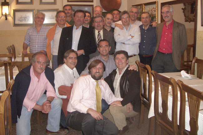Descripci�n: C:\Users\AULA2\Desktop\antalumnos\voleibol\Imagenes\Asistente-Comida-C_H_10_03_2007.jpg