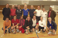 Descripci�n: Descripci�n: C:\Users\AULA2\Desktop\antalumnos\voleibol\Imagenes\Asistentes_Partido_C-H_General_10_03_2007.jpg