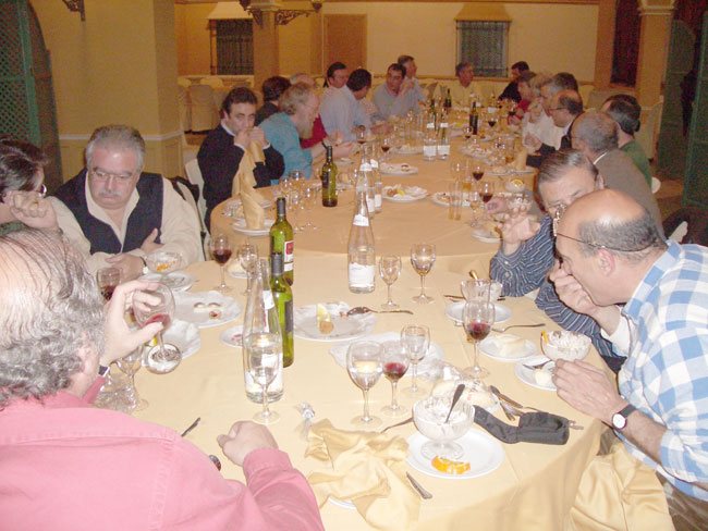 Descripci�n: C:\Users\AULA2\Desktop\antalumnos\voleibol\Imagenes\Comida-CH-18-03-2006_2.jpg