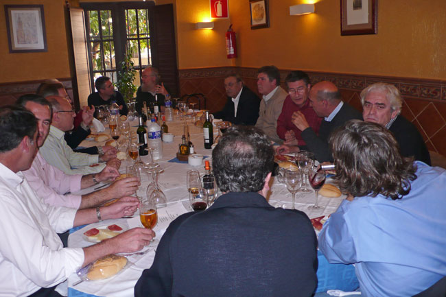 Descripci�n: C:\Users\AULA2\Desktop\antalumnos\voleibol\Imagenes\Comida_C-H_21-02-2009_3.jpg