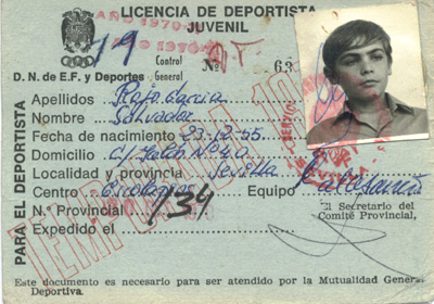 Descripci�n: C:\Users\AULA2\Desktop\antalumnos\voleibol\Imagenes\Ficha-Salvador-Rojo-1970-71.jpg