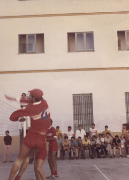 Descripci�n: C:\Users\AULA2\Desktop\antalumnos\voleibol\Imagenes\Final-OJE-Sev-1970-Lolo.jpg