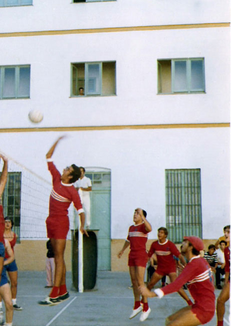 Descripci�n: C:\Users\AULA2\Desktop\antalumnos\voleibol\Imagenes\Final-OJO-Sev-1970-Martin.jpg