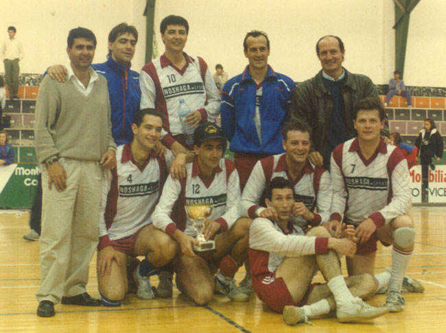 Descripci�n: C:\Users\AULA2\Desktop\antalumnos\voleibol\Imagenes\Noshoga-almeria-subcampeon-1988-89.jpg