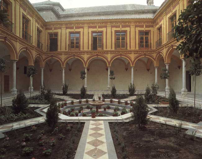 Descripci�n: C:\Users\AULA2\Desktop\antalumnos\voleibol\Imagenes\Patio_Columnas_1990.jpg