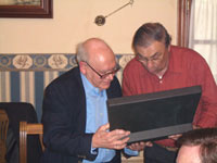 Descripci�n: Descripci�n: C:\Users\AULA2\Desktop\antalumnos\voleibol\Imagenes\Placa-A-M-Flores-General.jpg