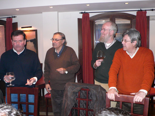 Descripci�n: C:\Users\AULA2\Desktop\antalumnos\voleibol\Imagenes\comida_C-H_13-02-2010_20.jpg