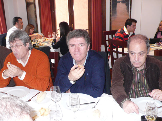 Descripci�n: C:\Users\AULA2\Desktop\antalumnos\voleibol\Imagenes\comida_C-H_13-02-2010_7.jpg