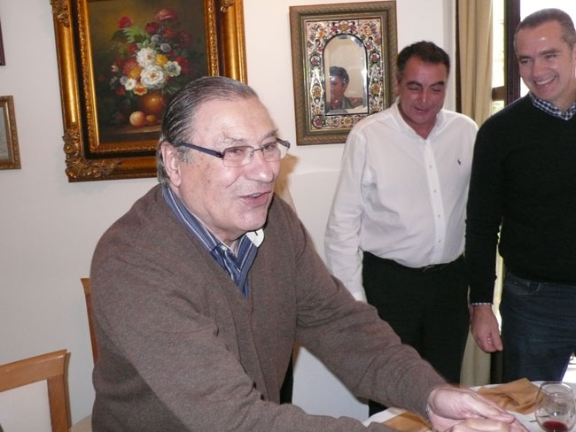 Descripci�n: C:\Users\AULA2\Desktop\antalumnos\voleibol\Imagenes\comida_C-H_Altamira_12-03-2011_17.jpg