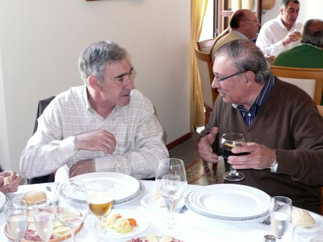 Descripci�n: C:\Users\AULA2\Desktop\antalumnos\voleibol\Imagenes\comida_C-H_Altamira_12-03-2011_8.jpg